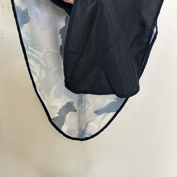 Lizna Dramatic High Low Blue and Black Graphic Silk Blouse XS - Picture 5 of 10